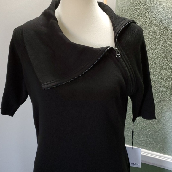 CALVIN KLEIN SHORT-SLEEVE SWEATER DRESS - Picture 5 of 9